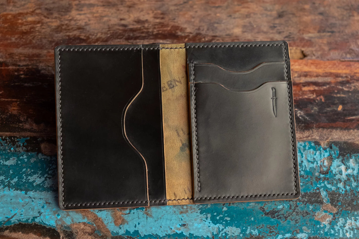 Shell Bifold